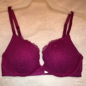 Pink Victoria’s Secret pushup bra